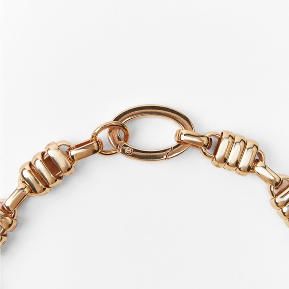 Zara limited eidtion Linked Chain Necklace - Picture 5 of 5